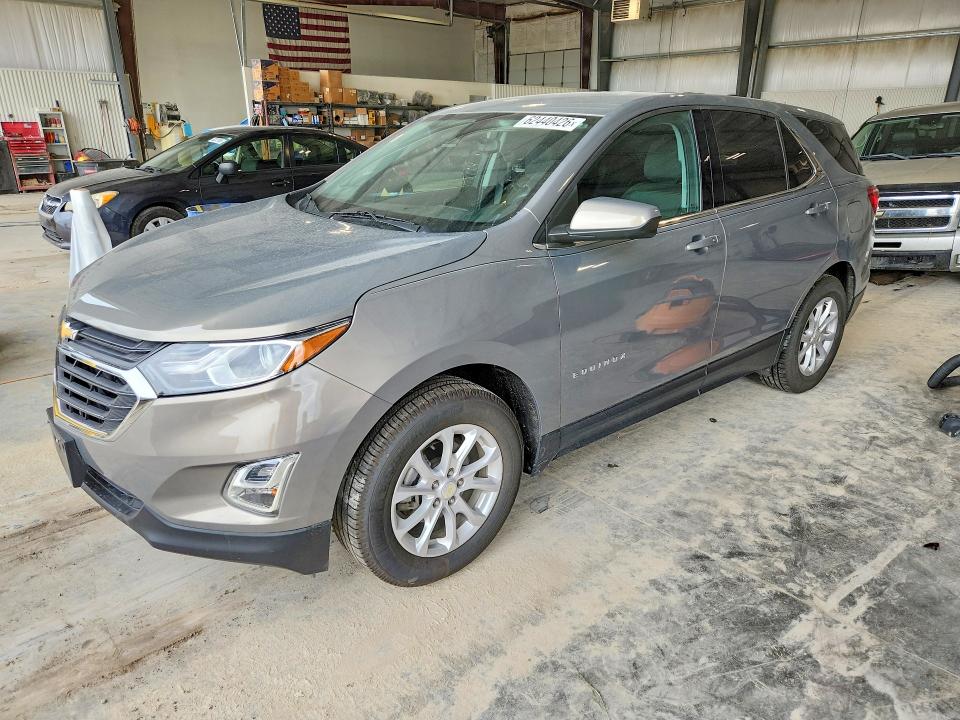 CHEVROLET EQUINOX 2018 with VIN 3GNAXSEV9JS596713 - Photo from auction