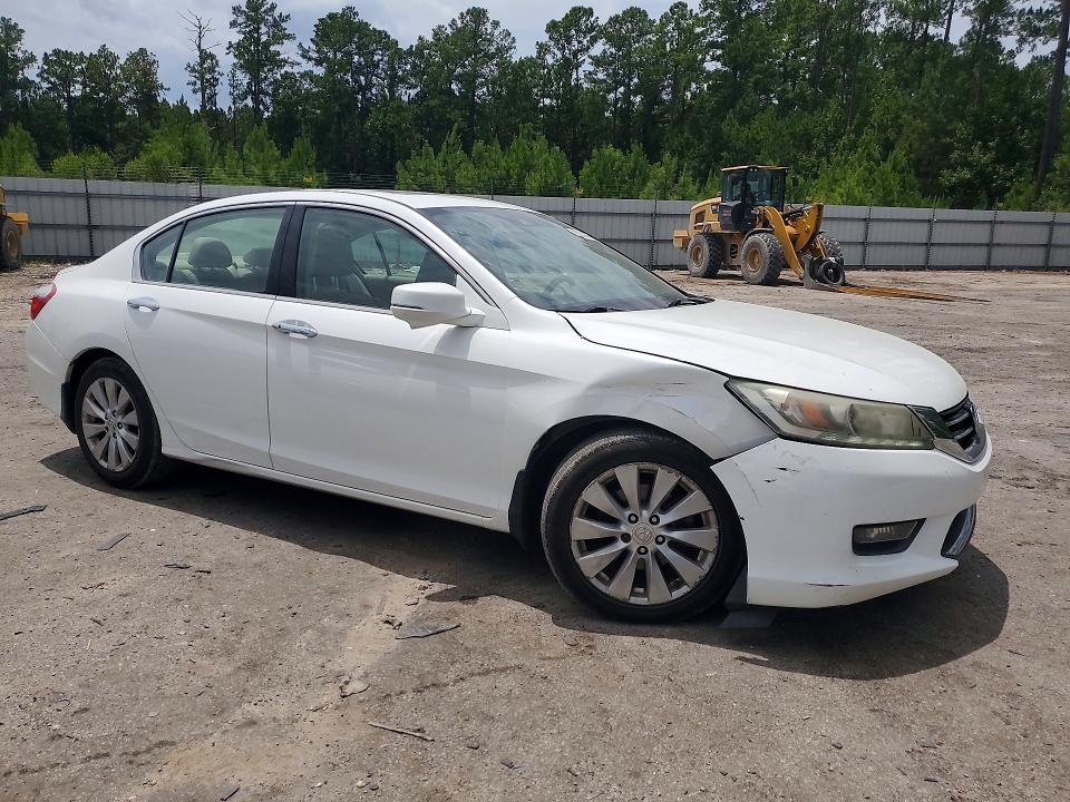 Photo 4 from auction – 2015 HONDA ACCORD with VIN 1HGCR3F8XFA007124