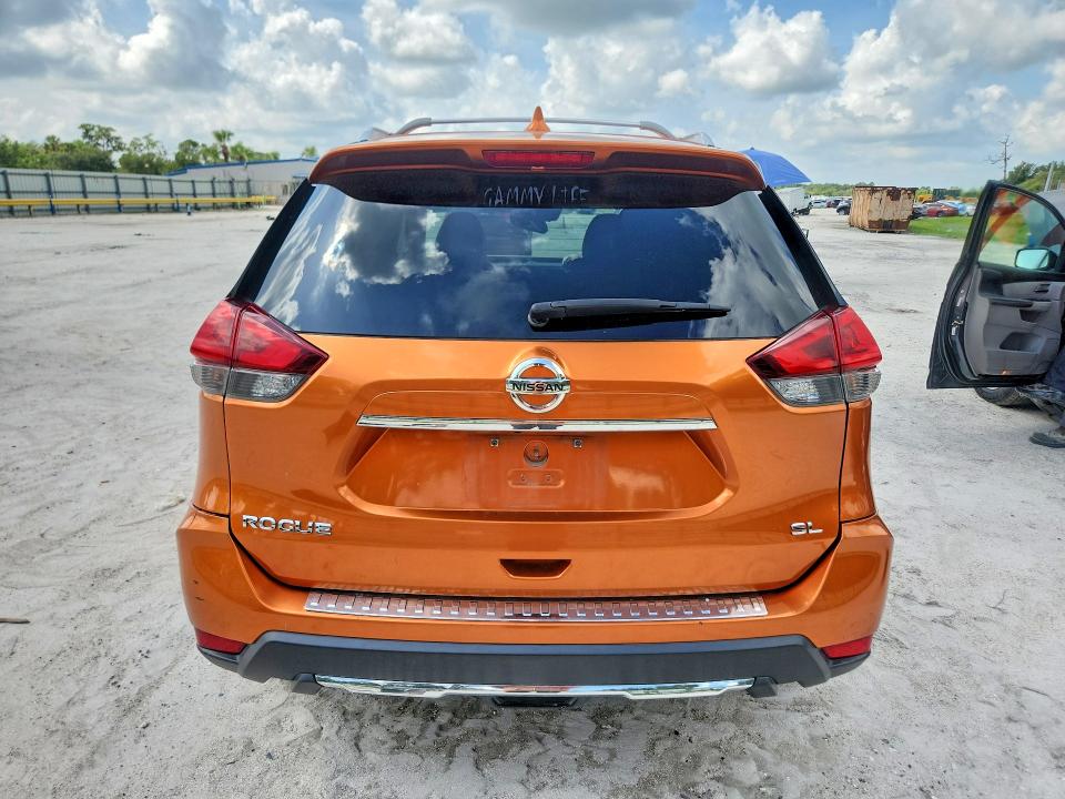 Photo 6 from auction – 2018 NISSAN ROGUE with VIN JN8AT2MT5JW456283