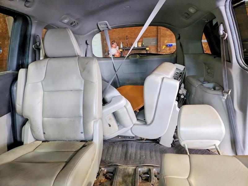 Photo 10 from auction – 2015 HONDA ODYSSEY with VIN 5FNRL5H95FB004568