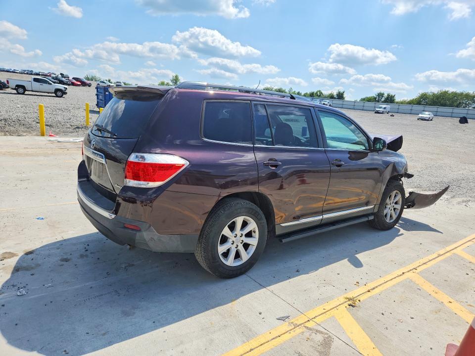 Photo 3 from auction – 2013 TOYOTA HIGHLANDER with VIN 5TDBK3EH0DS184636