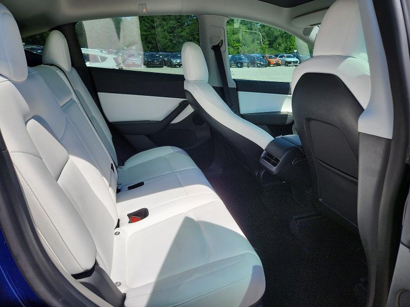 Photo 10 from auction – 2022 TESLA MODEL Y with VIN 7SAYGDEE0NF368250