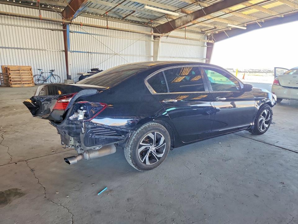 Photo 3 from auction – 2016 HONDA ACCORD with VIN 1HGCR2F34GA123323
