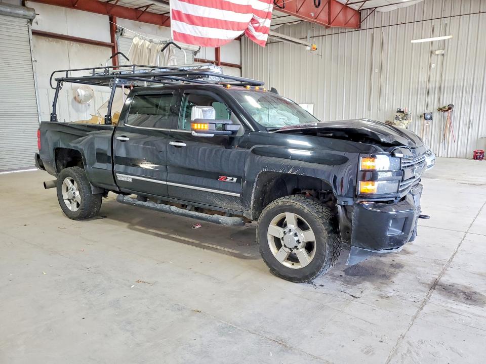 Photo 4 from auction – 2016 CHEVROLET SILVERADO with VIN 1GC1KWE83GF303278