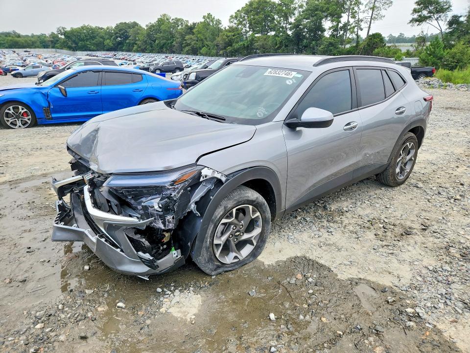 Photo 1 from auction – 2025 CHEVROLET TRAX with VIN KL77LHEP3SC307462