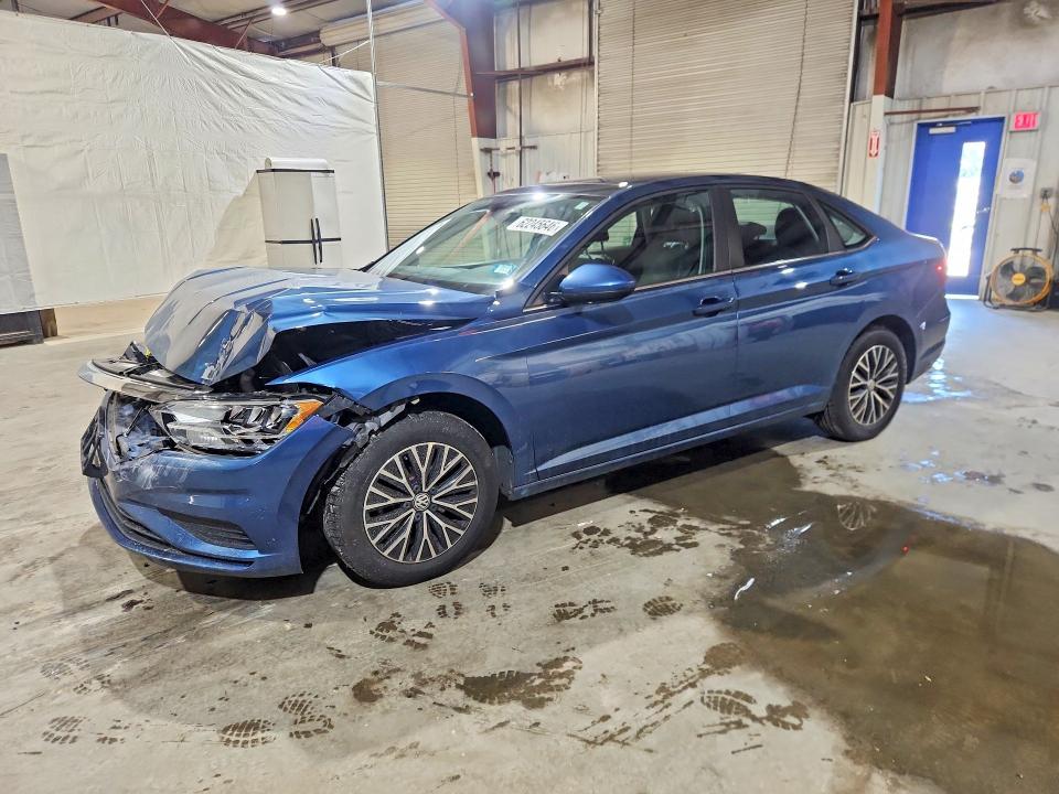 VOLKSWAGEN JETTA 2020 with VIN 3VWCB7BU8LM034458 - Photo from auction