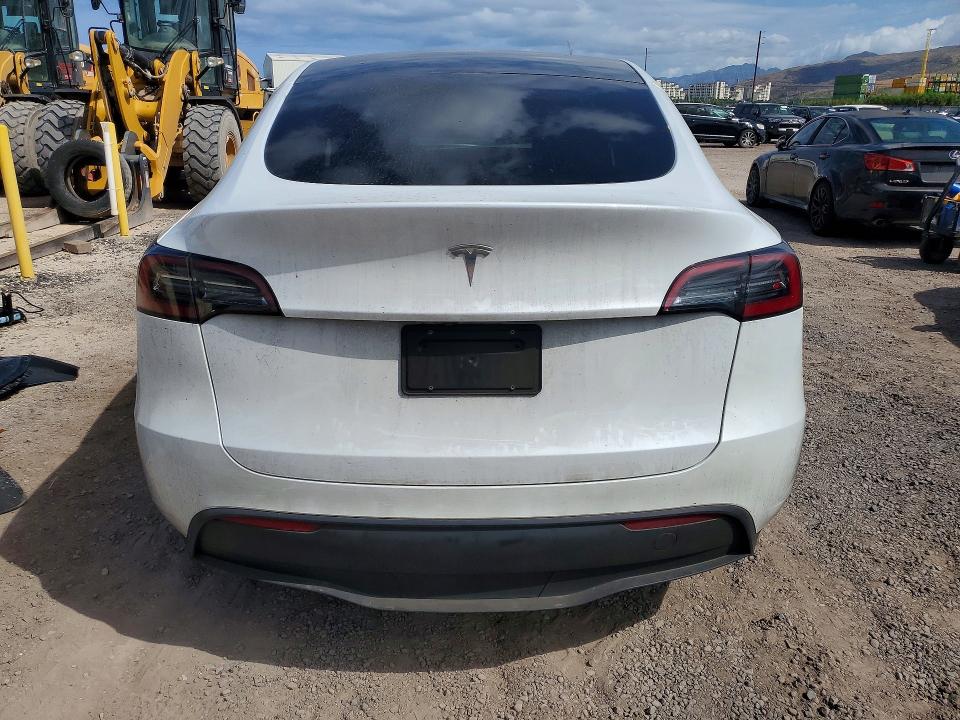 Photo 6 from auction – 2024 TESLA MODEL Y with VIN 7SAYGDED0RF102563