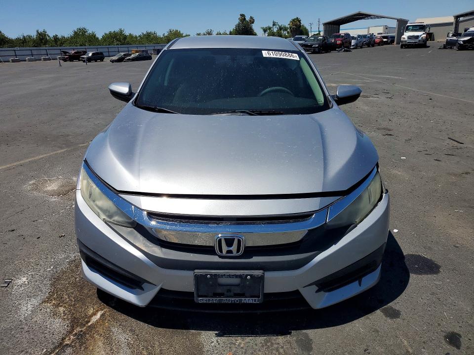 Photo 5 from auction – 2017 HONDA CIVIC with VIN 2HGFC2F55HH514399