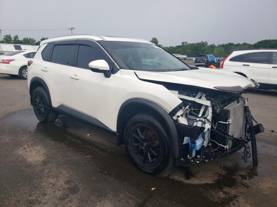 Photo 4 from auction – 2022 NISSAN ROGUE with VIN JN8BT3BB5NW338891