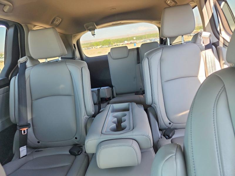 Photo 10 from auction – 2023 HONDA ODYSSEY with VIN 5FNRL6H66PB033901
