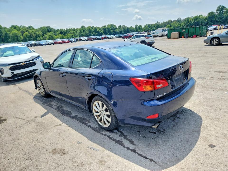 Photo 2 from auction – 2006 LEXUS IS with VIN JTHCK262865004979