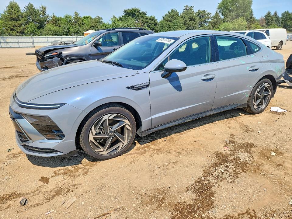 HYUNDAI SONATA 2026 with VIN KMHL64JA6TA550775 - Photo from auction