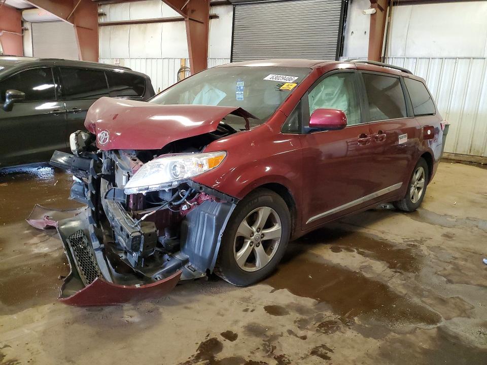 TOYOTA SIENNA 2015 with VIN 5TDKK3DC2FS641701 - Photo from auction