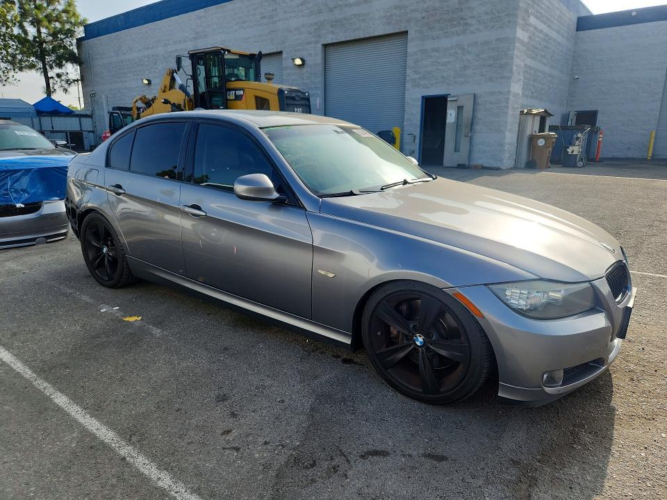 Photo 4 from auction – 2009 BMW 335 with VIN WBAPM77539NL88092