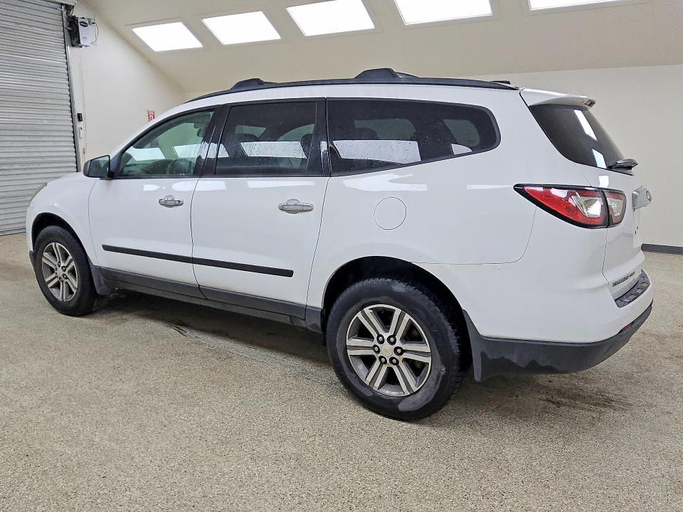 Photo 2 from auction – 2017 CHEVROLET TRAVERSE with VIN 1GNKVFED7HJ256139