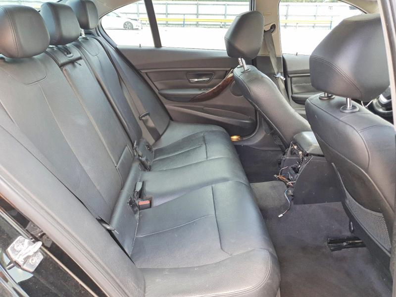 Photo 10 from auction – 2015 BMW 328 with VIN WBA3A5C57FF608647