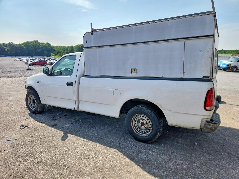 Photo 2 from auction – 1998 FORD F150 with VIN 1FTZF1725WNB61295