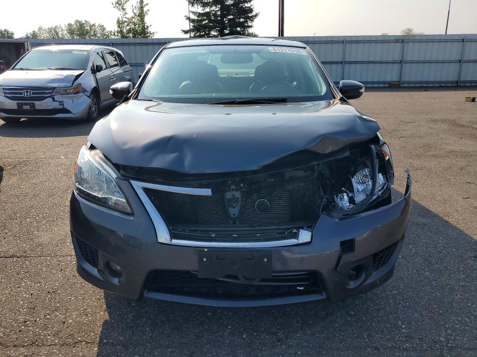Foto 5 de la subasta – 2015 NISSAN SENTRA con VIN 3N1AB7AP8FY325113
