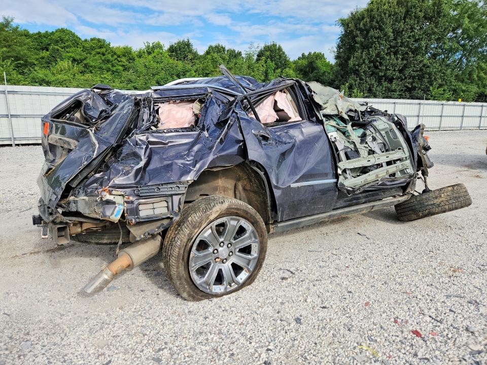 Photo 3 from auction – 2016 GMC YUKON with VIN 1GKS2CKJ4GR277786
