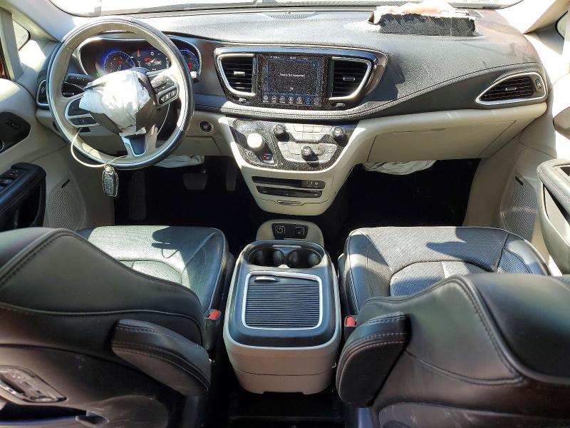 Photo 8 from auction – 2018 CHRYSLER PACIFICA with VIN 2C4RC1GG1JR365074