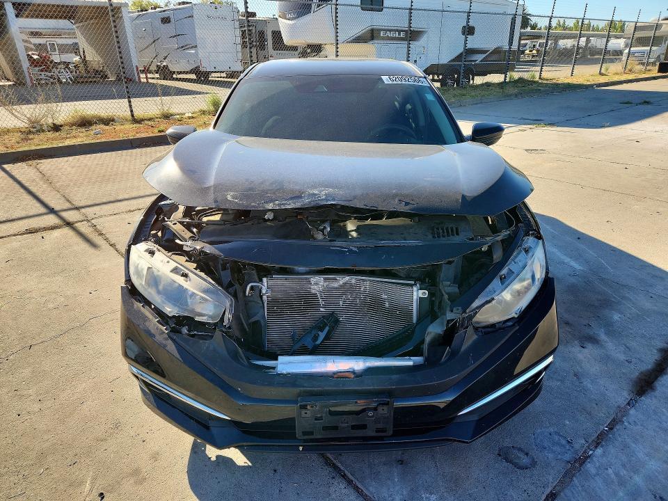 Photo 5 from auction – 2019 HONDA CIVIC with VIN 19XFC2F62KE210747