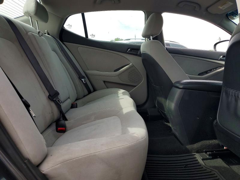 Photo 10 from auction – 2011 KIA OPTIMA with VIN KNAGM4A77B5147571