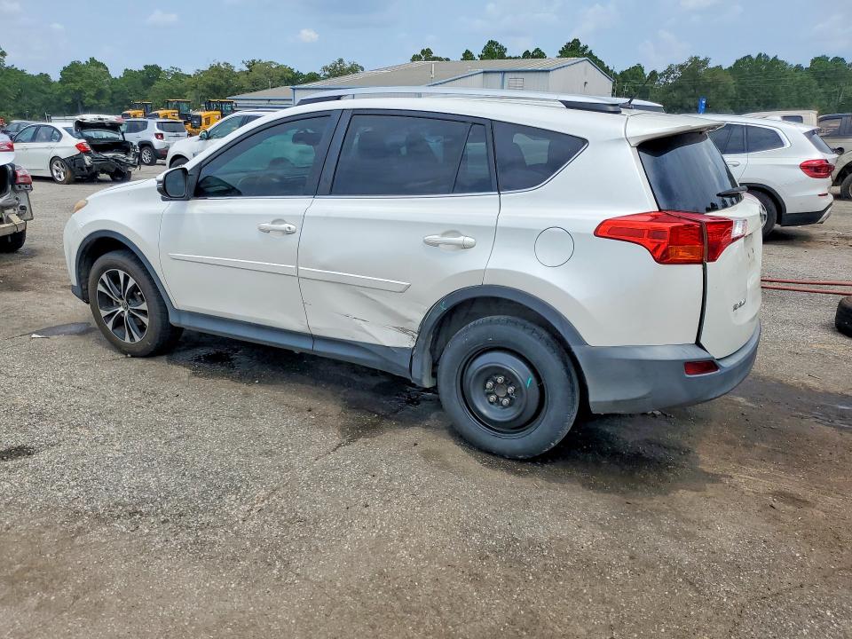Foto 2 de la subasta – 2015 TOYOTA RAV4 con VIN 2T3YFREV2FW160654