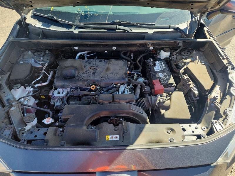 Photo 11 from auction – 2021 TOYOTA RAV4 with VIN 2T3W1RFVXMC156516