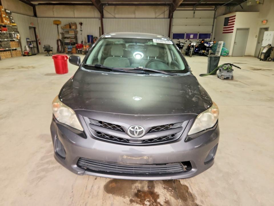Photo 5 from auction – 2012 TOYOTA COROLLA with VIN 2T1BU4EE9CC895622