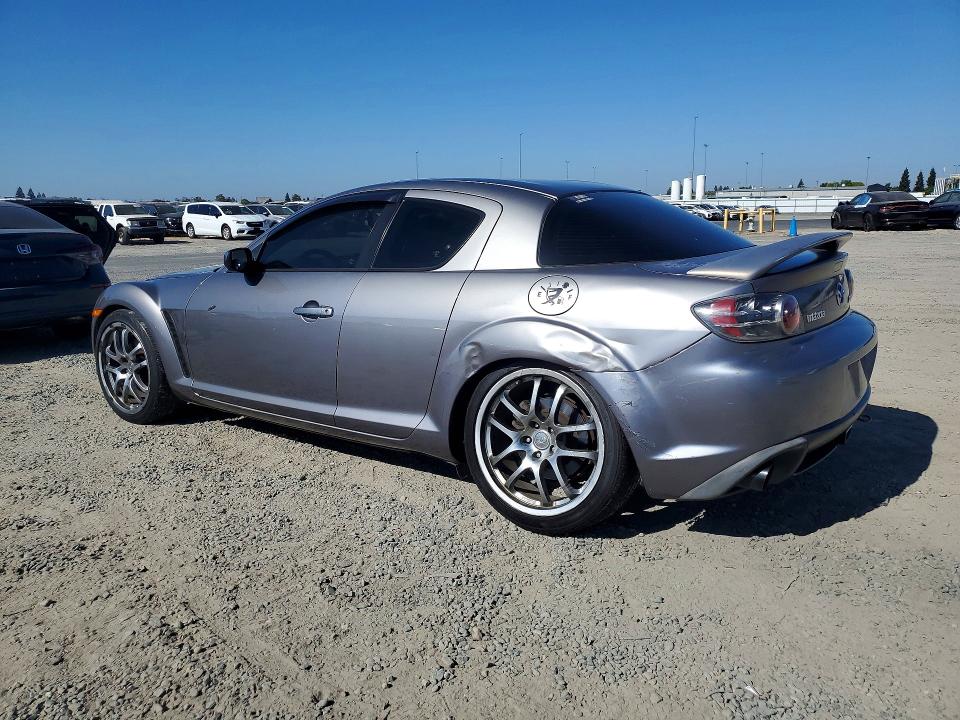 Photo 2 from auction – 2004 MAZDA RX8 with VIN JM1FE173640101664