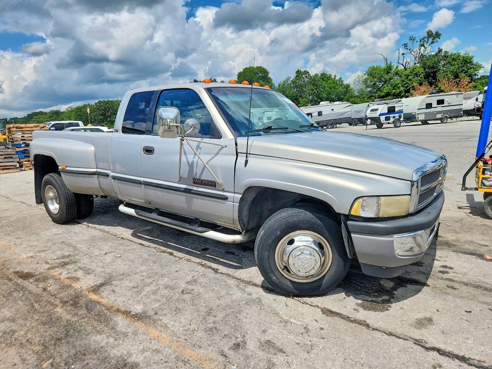Photo 4 from auction – 1998 DODGE RAM 3500 with VIN 1B7MC3369WJ230780