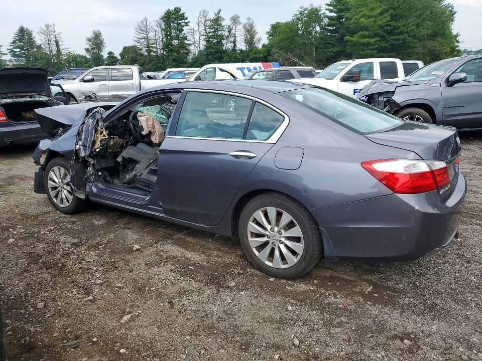 Photo 2 from auction – 2015 HONDA ACCORD with VIN 1HGCR3F91FA034690