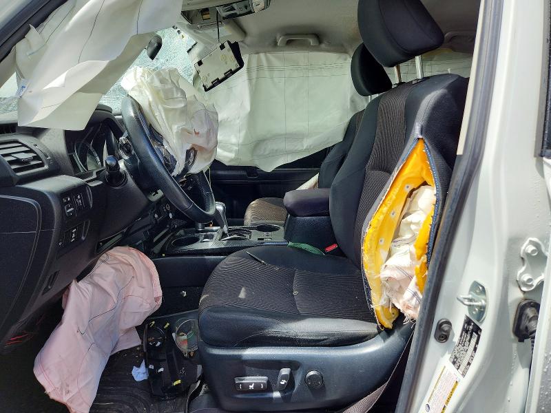 Photo 7 from auction – 2018 TOYOTA 4RUNNER with VIN JTEBU5JR8J5495412