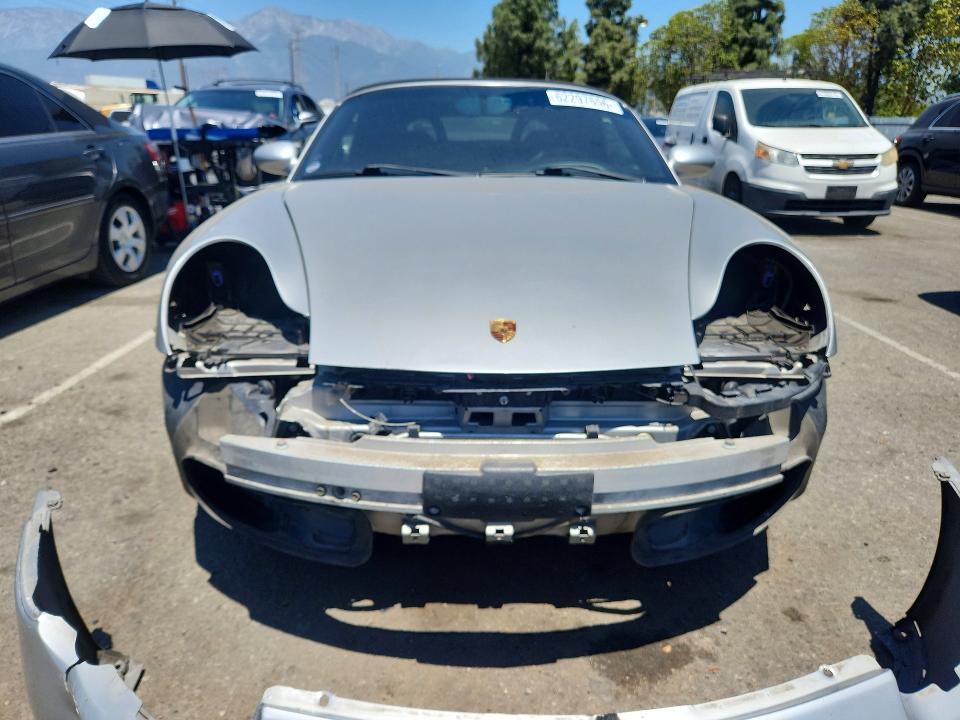 Photo 5 from auction – 2000 PORSCHE BOXSTER with VIN WP0CA2986YU623755