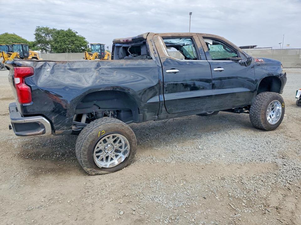 Photo 3 from auction – 2023 CHEVROLET SILVERADO with VIN 3GCUDGE80PG362414