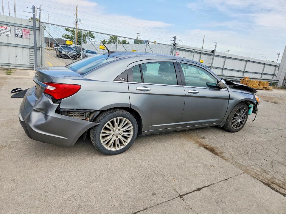Photo 3 from auction – 2012 CHRYSLER 200 with VIN 1C3CCBCB4CN121087