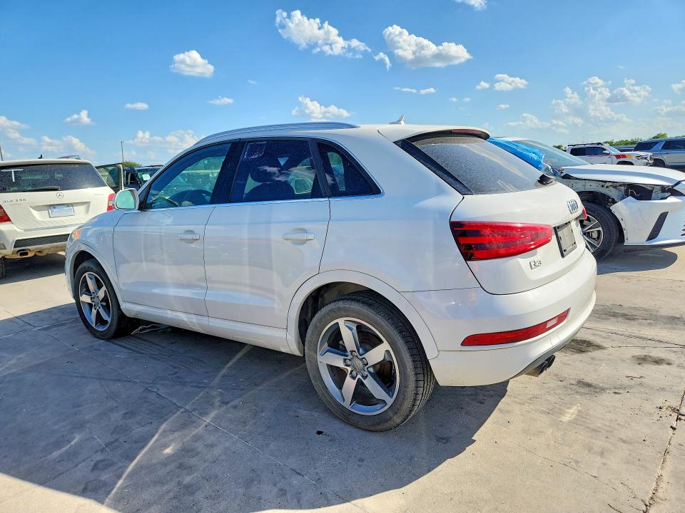 Photo 2 from auction – 2015 AUDI Q3 with VIN WA1EFCFS9FR006747