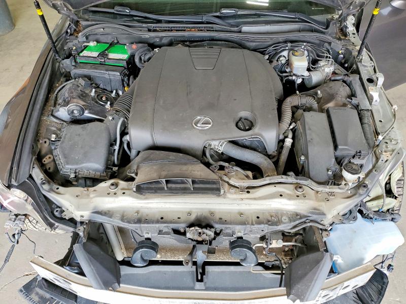 Photo 11 from auction – 2014 LEXUS IS with VIN JTHCF1D24E5001528