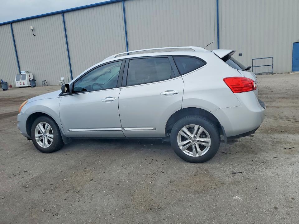 Photo 2 from auction – 2015 NISSAN ROGUE SELECT with VIN JN8AS5MT7FW666119