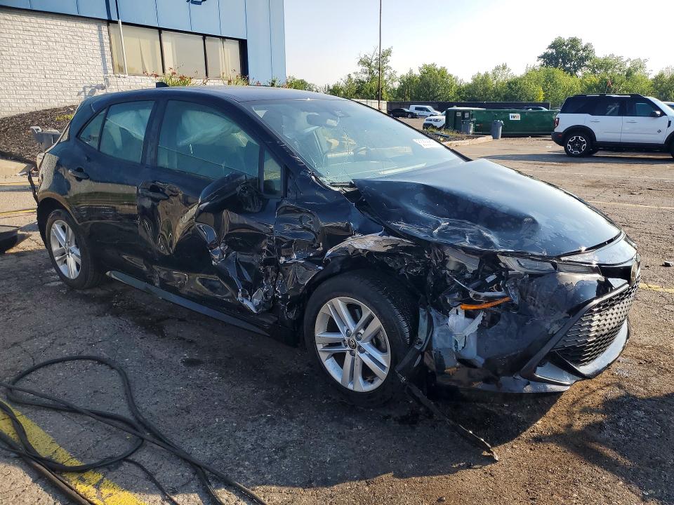Photo 4 from auction – 2019 TOYOTA COROLLA HATCHBACK with VIN JTNK4RBE7K3039191