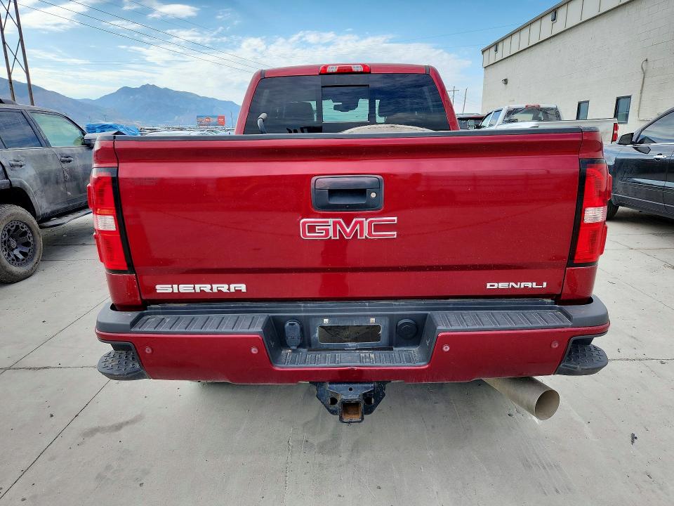Photo 6 from auction – 2019 GMC SIERRA with VIN 1GT42WEY0KF247645