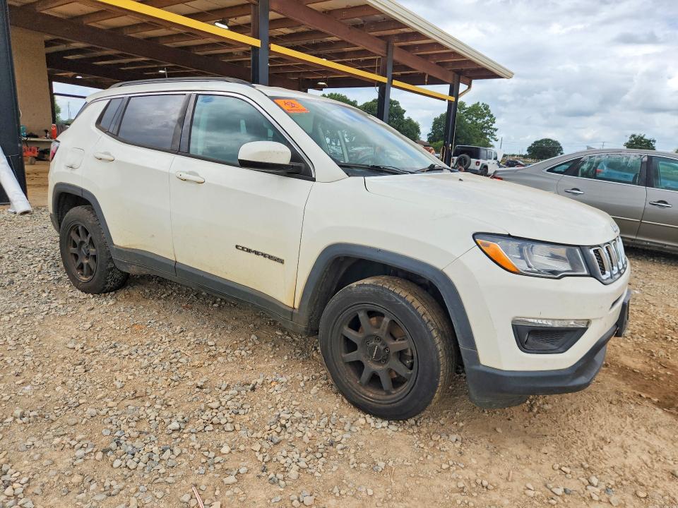 Photo 4 from auction – 2018 JEEP COMPASS with VIN 3C4NJDBB4JT207214