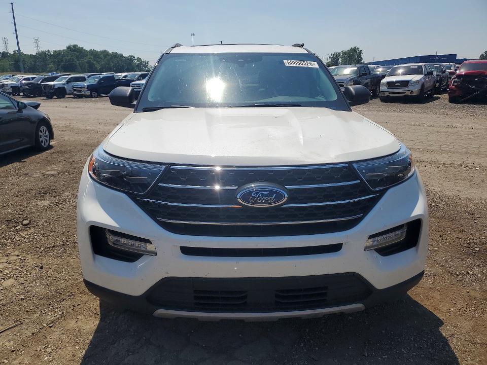 Photo 5 from auction – 2023 FORD EXPLORER with VIN 1FMSK8DH7PGB97263