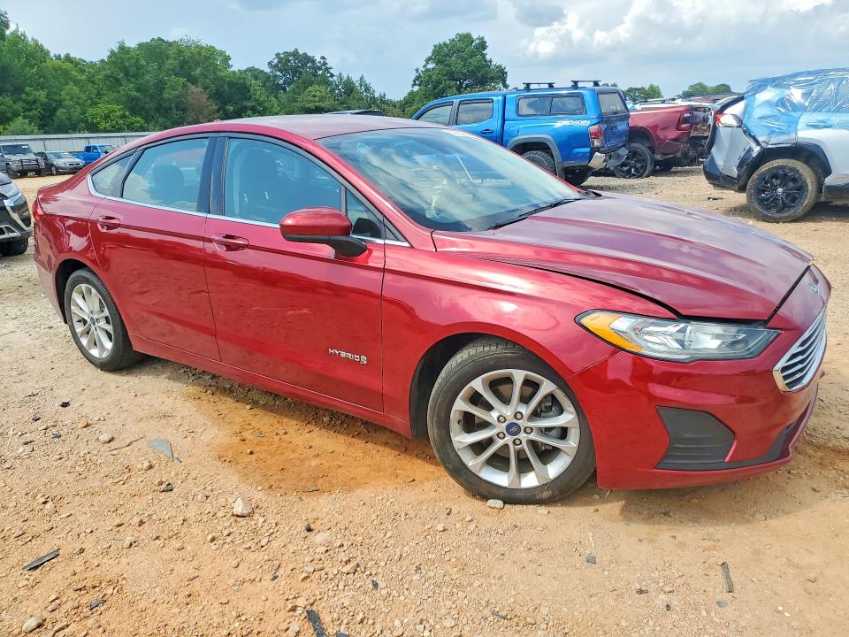 Photo 4 from auction – 2019 FORD FUSION with VIN 3FA6P0LU0KR240601