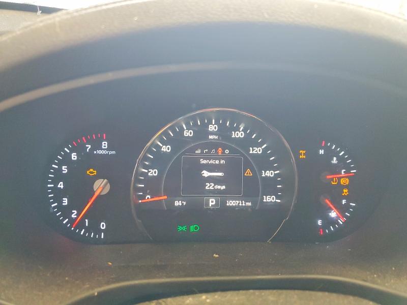 Photo 9 from auction – 2016 KIA SORENTO with VIN 5XYPKDA11GG036338