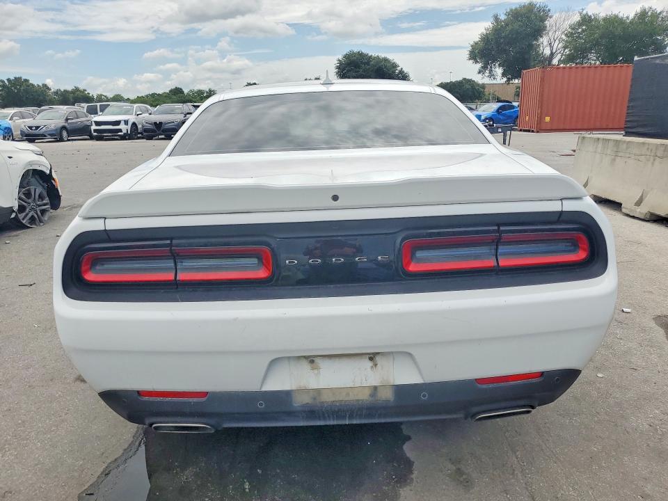 Photo 6 from auction – 2021 DODGE CHALLENGER with VIN 2C3CDZJG8MH672749