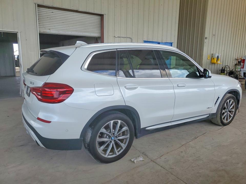 Photo 3 from auction – 2018 BMW X3 with VIN 5UXTR9C50JLC77232