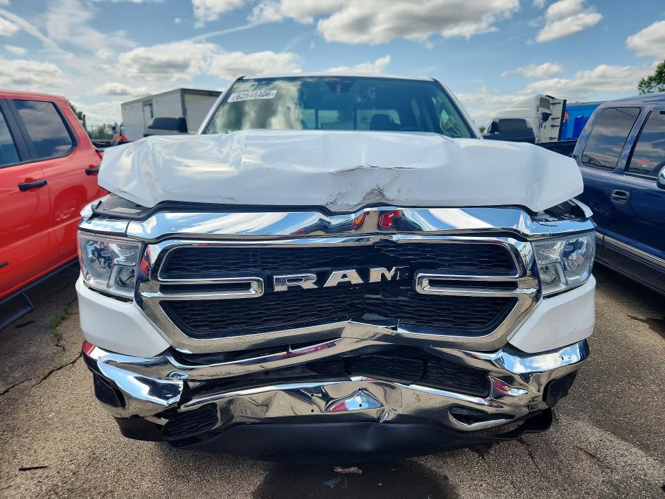 Photo 5 from auction – 2019 RAM 1500 with VIN 1C6SRFGT4KN611664