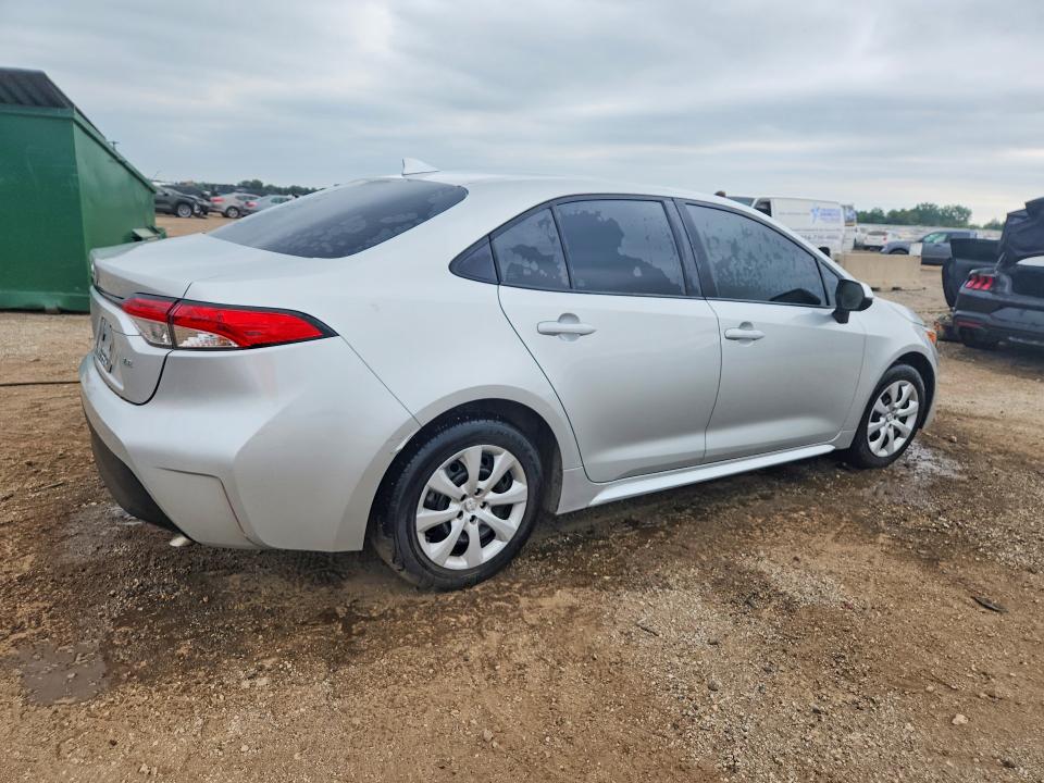 Photo 3 from auction – 2024 TOYOTA COROLLA with VIN 5YFB4MDE3RP169765