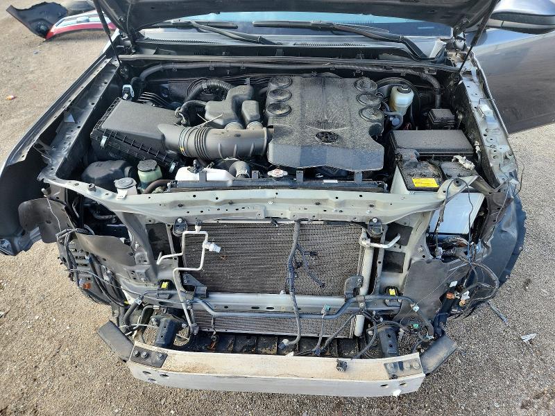 Photo 12 from auction – 2022 TOYOTA 4RUNNER with VIN JTEEU5JRXN5254597